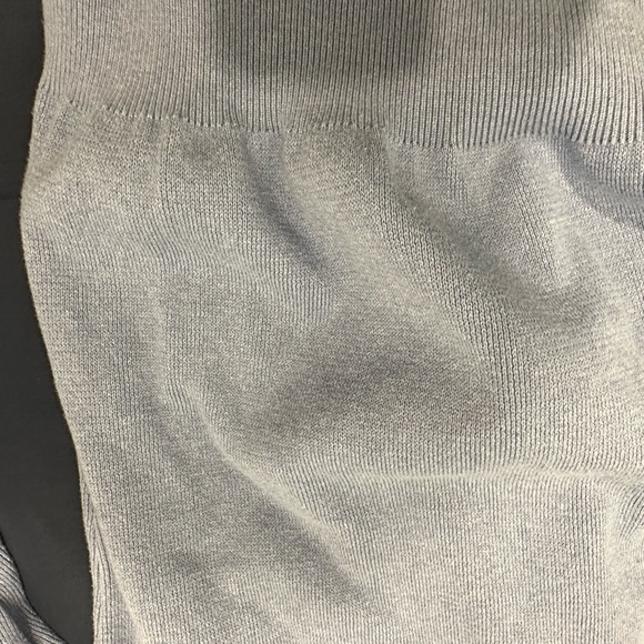 Zara baby blue sweater - Picture 4 of 4